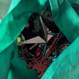 Festive Ornament Collection - Lot Mixed Plastic